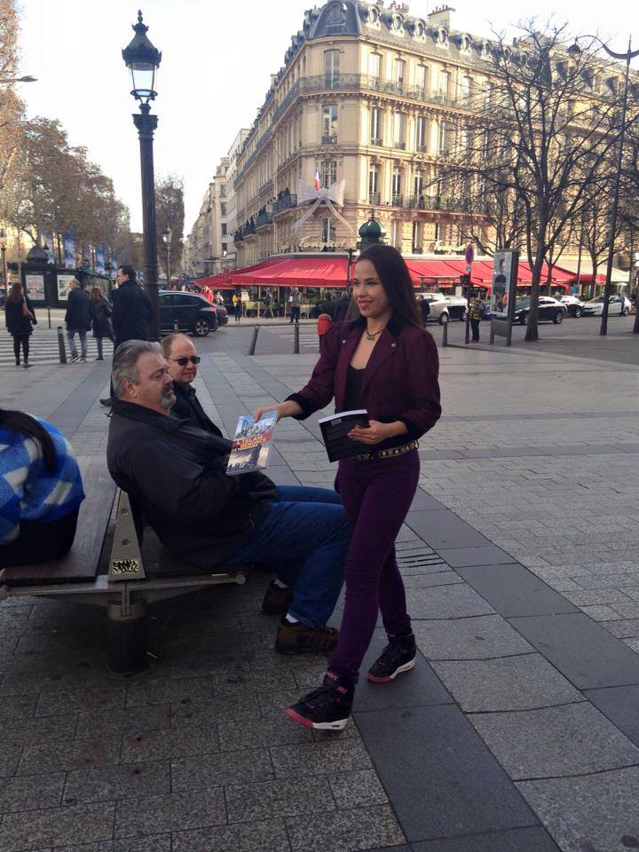 Harun Yahya Kitapları Paris’de