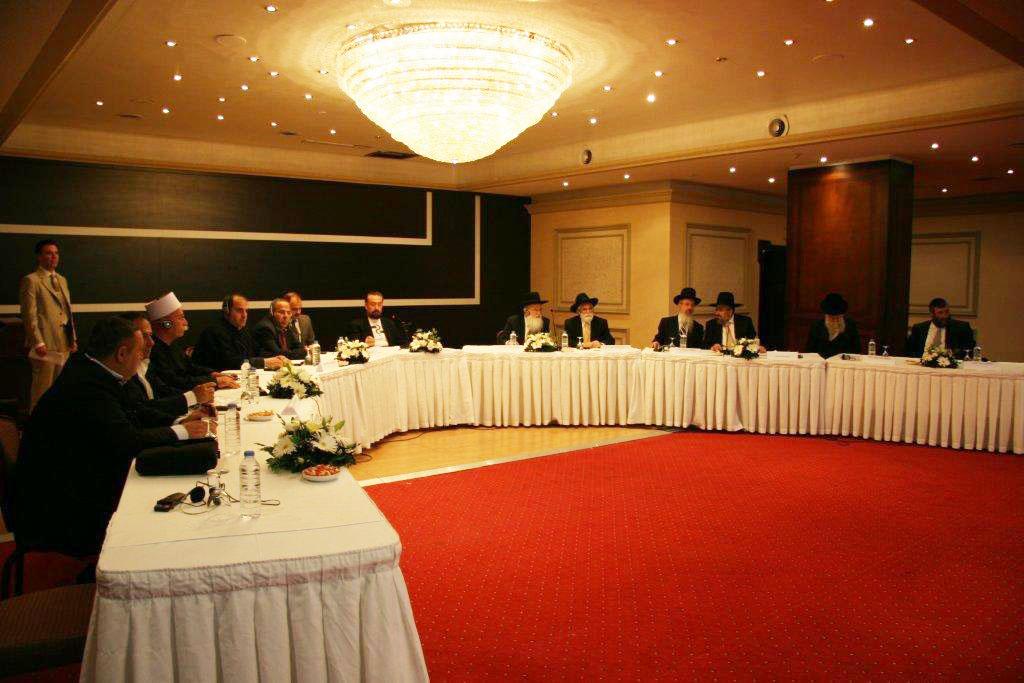 12 Mayıs 2011 -  İsrail heyetle yaptığı basın toplantısı  - 2. Resim