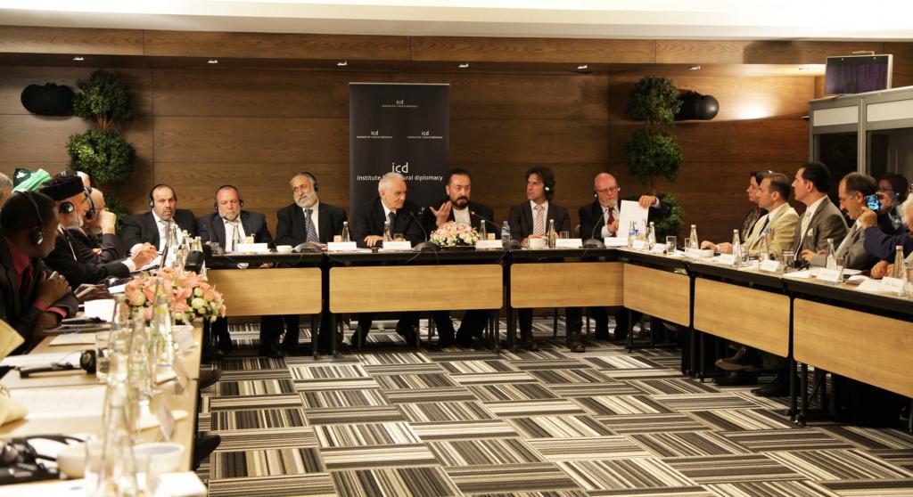 9 Mayıs 2013 – Türk ve İsrailli politikacı ve din adamlarının yer aldığı, BM temsilcisinin de gözlemci bulunduğu, barış ve kardeşlik toplantısı 