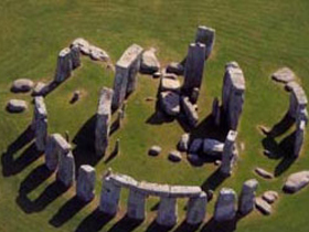 Stonehenge'i inşa edenler ahşap, metal ve taşı aynı anda mükemmel bir teknikle kullanıyorlardı
