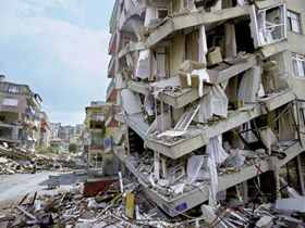 Sn. Adnan Oktar Haiti' de meydana gelen depremi değerlendiriyor