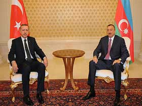 ''Türkiye-Azerbaycan iki ayrılmaz kardeş''
