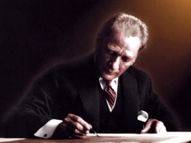 Yakınlarının dilinden Atatürk'ün dindarlığı