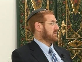 Haham Yehuda Glick 3 Aralık 2009'da Sn. Adnan Oktar'ın konuğu olmuş, canlı yayında İhlas ve Fatiha Surelerini okumuştu.