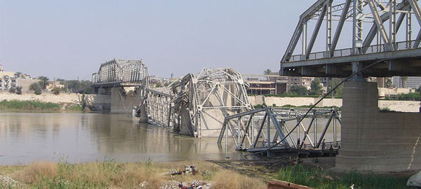 2007 yılında direnişçilerce bombalanan Bağdat Köprüsü Hz. Mehdi (as)'ın zuhur alametlerinden biridir