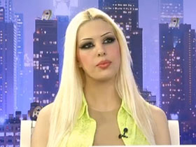 Damla Pamir, Didem Ürer, Aylin Kocaman, Didem Rahvancı ve Gülşah Güçyetmez'in A9 TV'deki canlı sohbeti (09 Eylül 2012; 21:00)