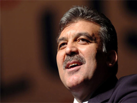 Abdullah Gül: "İslam ülkeleri, küresel kalkınma için aralarındaki sınırları kaldırmalı."