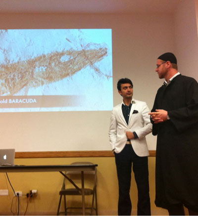 Şikago'daki Bosna İslami Kültür Merkezinde Evrim Teorisinin çöküşü Konferansı