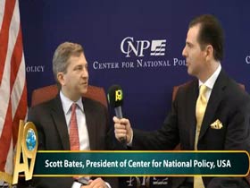 Scott Bates, Ulusal Politika Merkezi'nin Yöneticisi, ABD