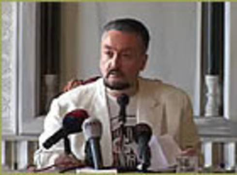 Adnan Oktar replies to foreign press questions at Ciragan Palace (18 September 2008)