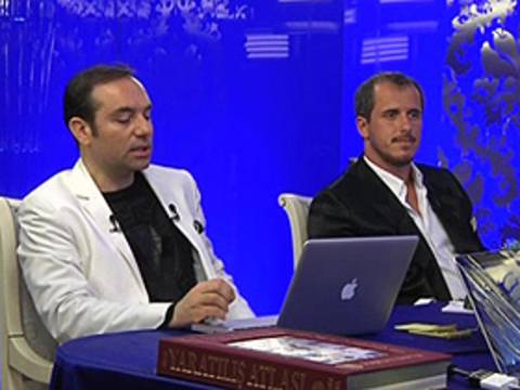 Dr. Oktar Babuna, Dr. Cihat Gündoğdu, Onur Yıldız ve Tarık Bey'in A9 TV'deki canlı sohbeti (1 Ağustos 2011; 17:00)