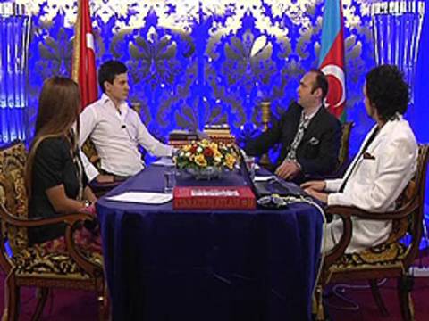 Akın Gözükan, Onur Yıldız, Ali Sürüm ve Meral Hanım'ın A9 TV'deki canlı sohbeti (23 Haziran 2011; 17:00)