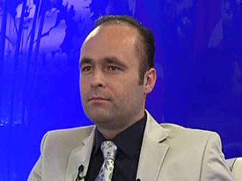 Dr. Cihat Gündoğdu, Akın Gözükan, Onur Yıldız ve Erdem Ertüzün'ün A9 TV'deki canlı sohbeti (24 Ekim 2011; 17:00)