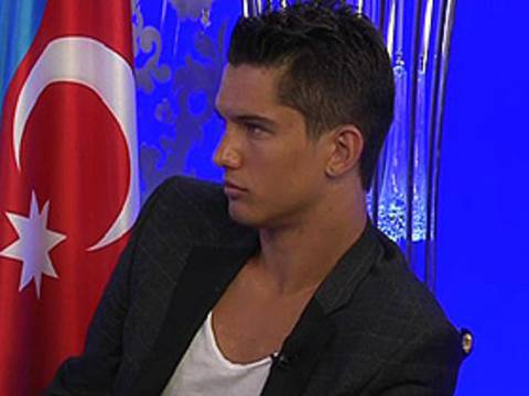 Akın Gözükan, Onur Yıldız, Boğaç Aksoy ve Hakan Ergün'ün A9 TV'deki canlı sohbeti (27 Haziran 2011; 12:00)