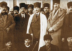 Çerkez Ethem ve arkadaşları Mustafa Kemal ile beraber