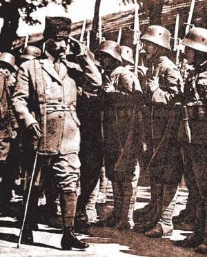 Ataturk_Türk Ordusu